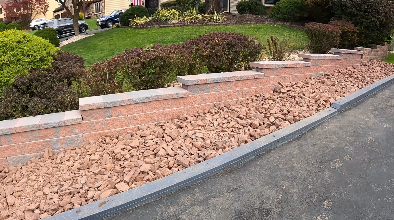 Premium concrete retaining wall and landscaping in Merrillville, IN